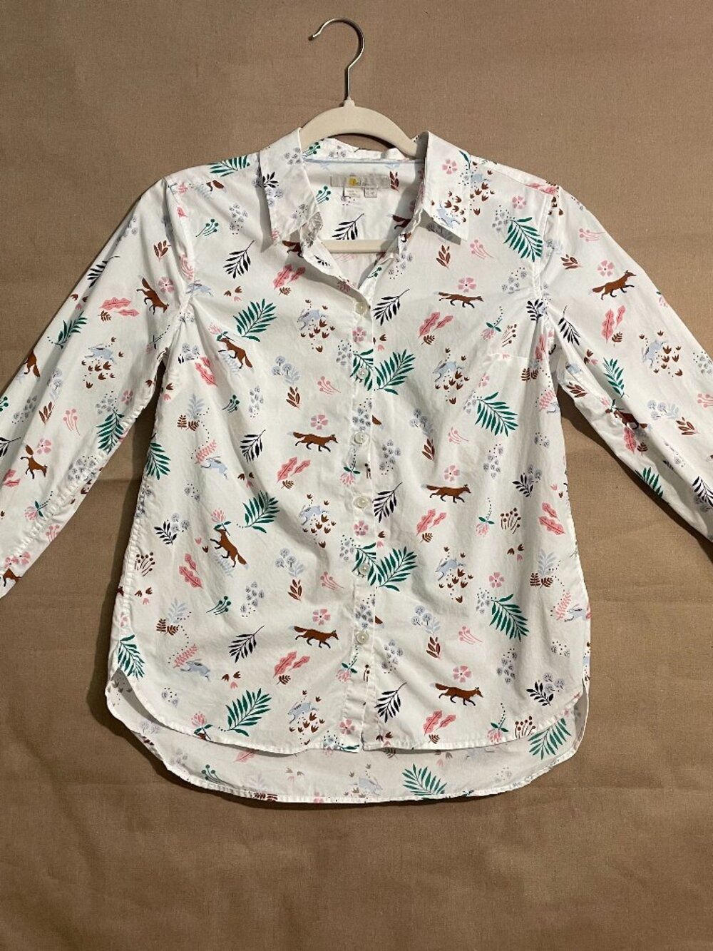 Boden Blouse Women's Size 4P White Woodland Fox Floral Cotton Whimsical